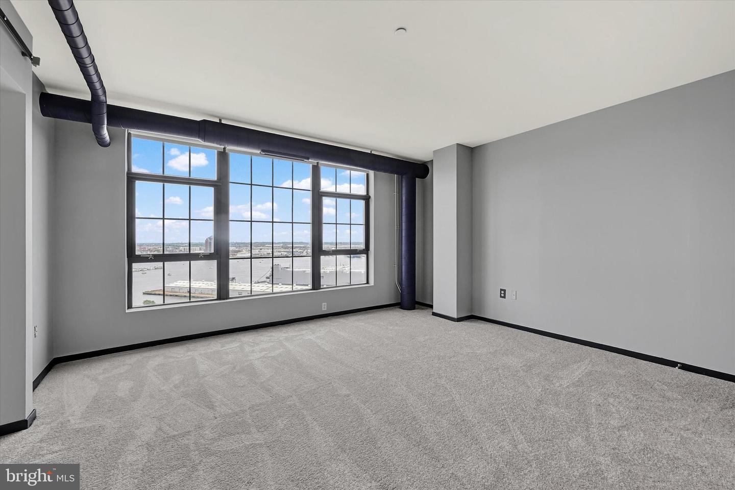 1200 Steuart St #1913 Property Photo 47