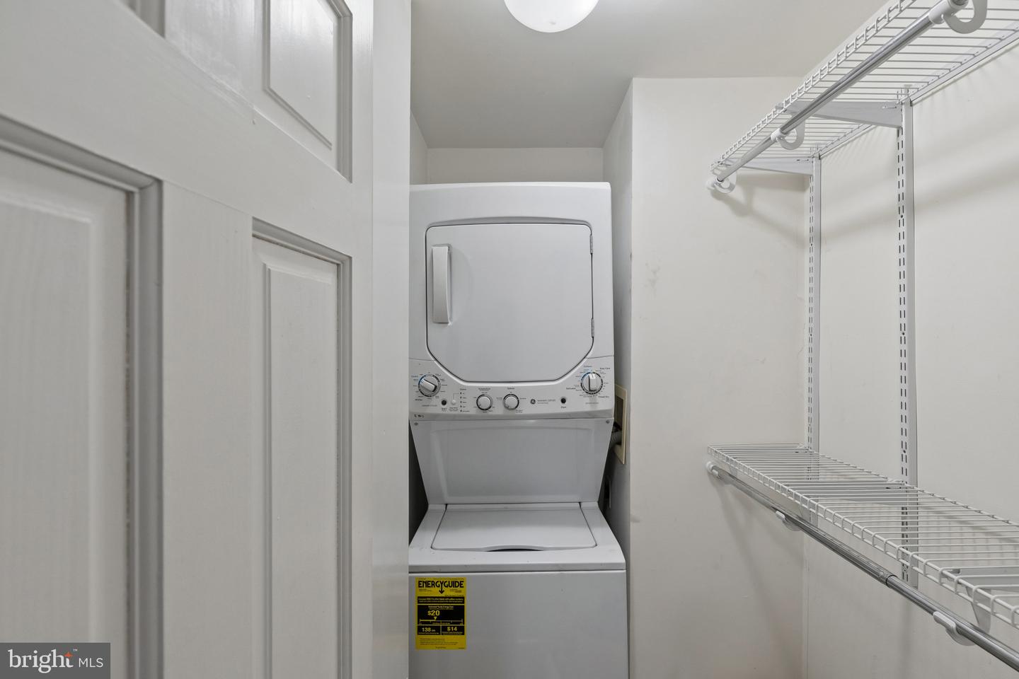 2223 Fleet St Property Photo 18
