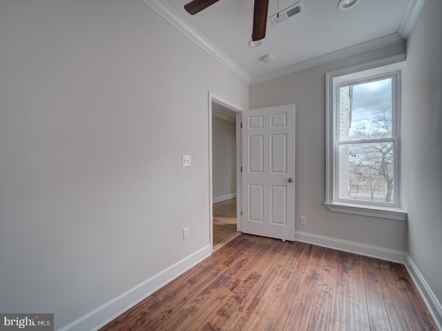 417 N Collington Ave Property Photo 14