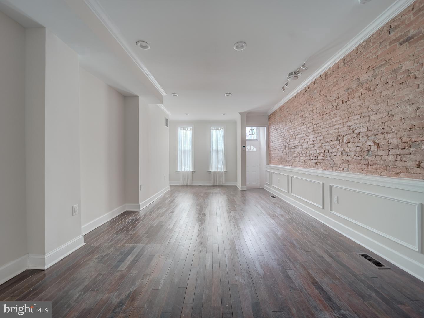 417 N Collington Ave Property Photo 32