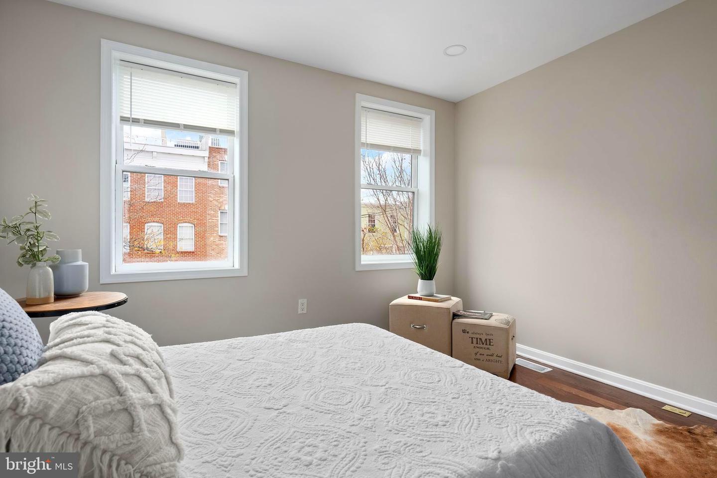 1358 Towson St Property Photo 25