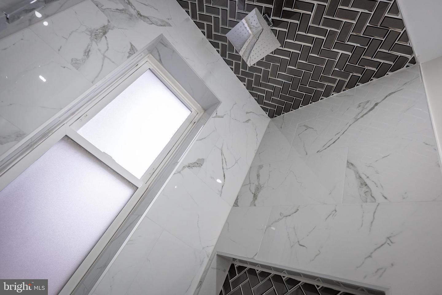 1358 Towson St Property Photo 37