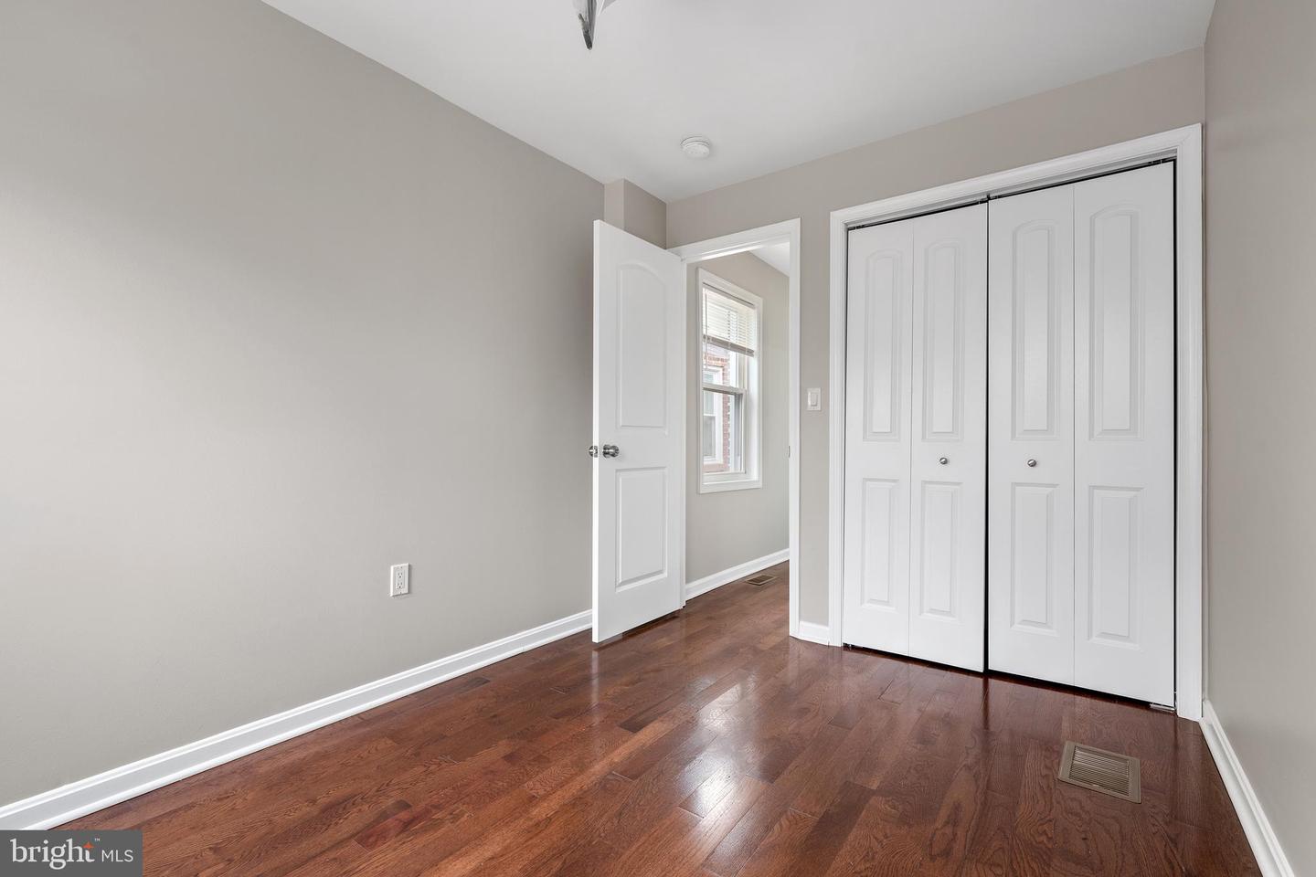 1358 Towson St Property Photo 39