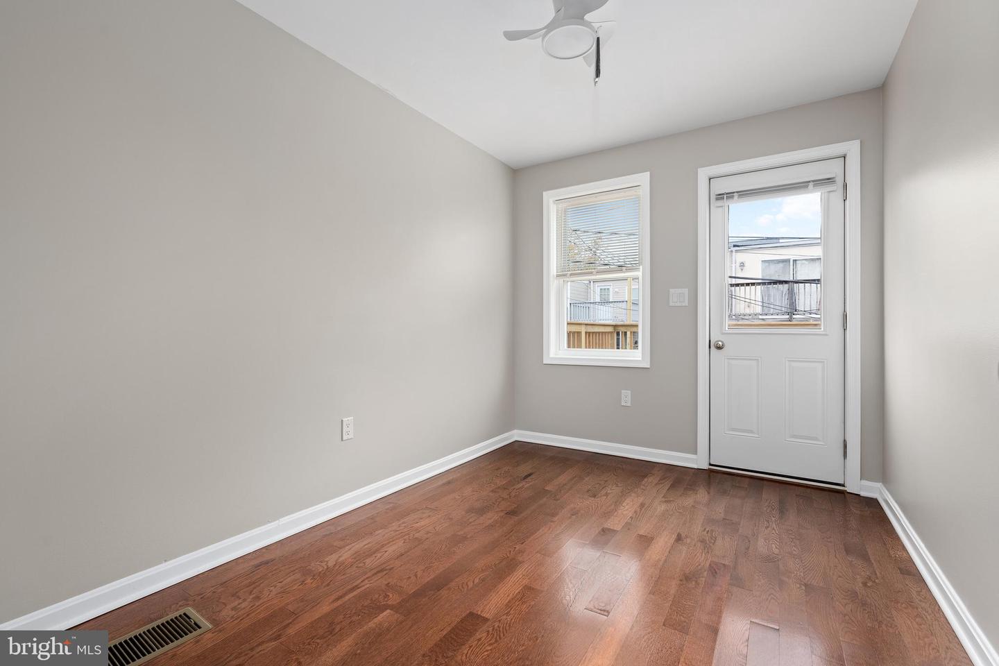 1358 Towson St Property Photo 40