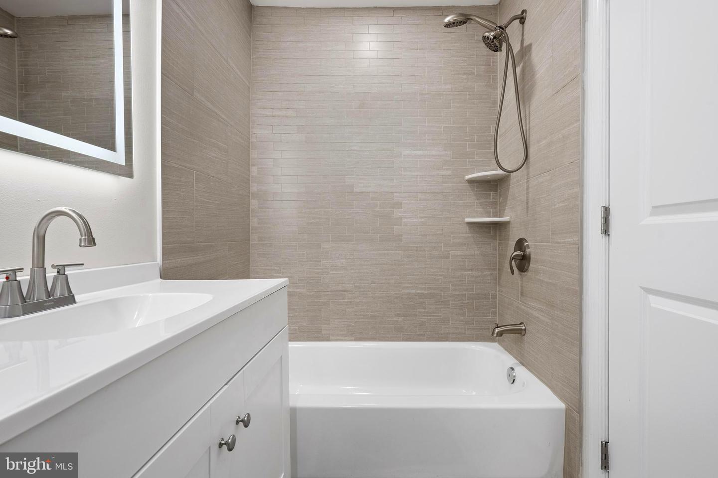 1358 Towson St Property Photo 42