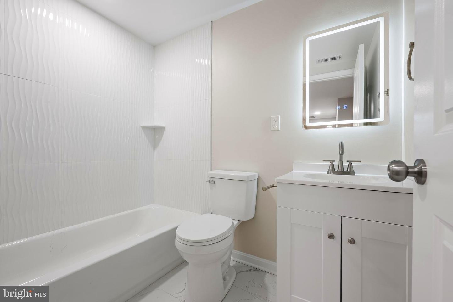 1358 Towson St Property Photo 49