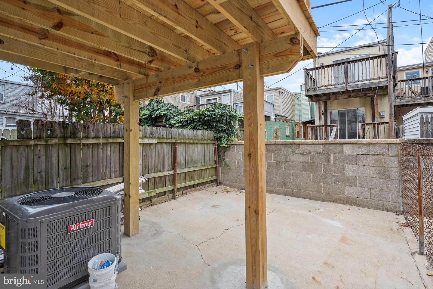 1358 Towson St Property Photo 53
