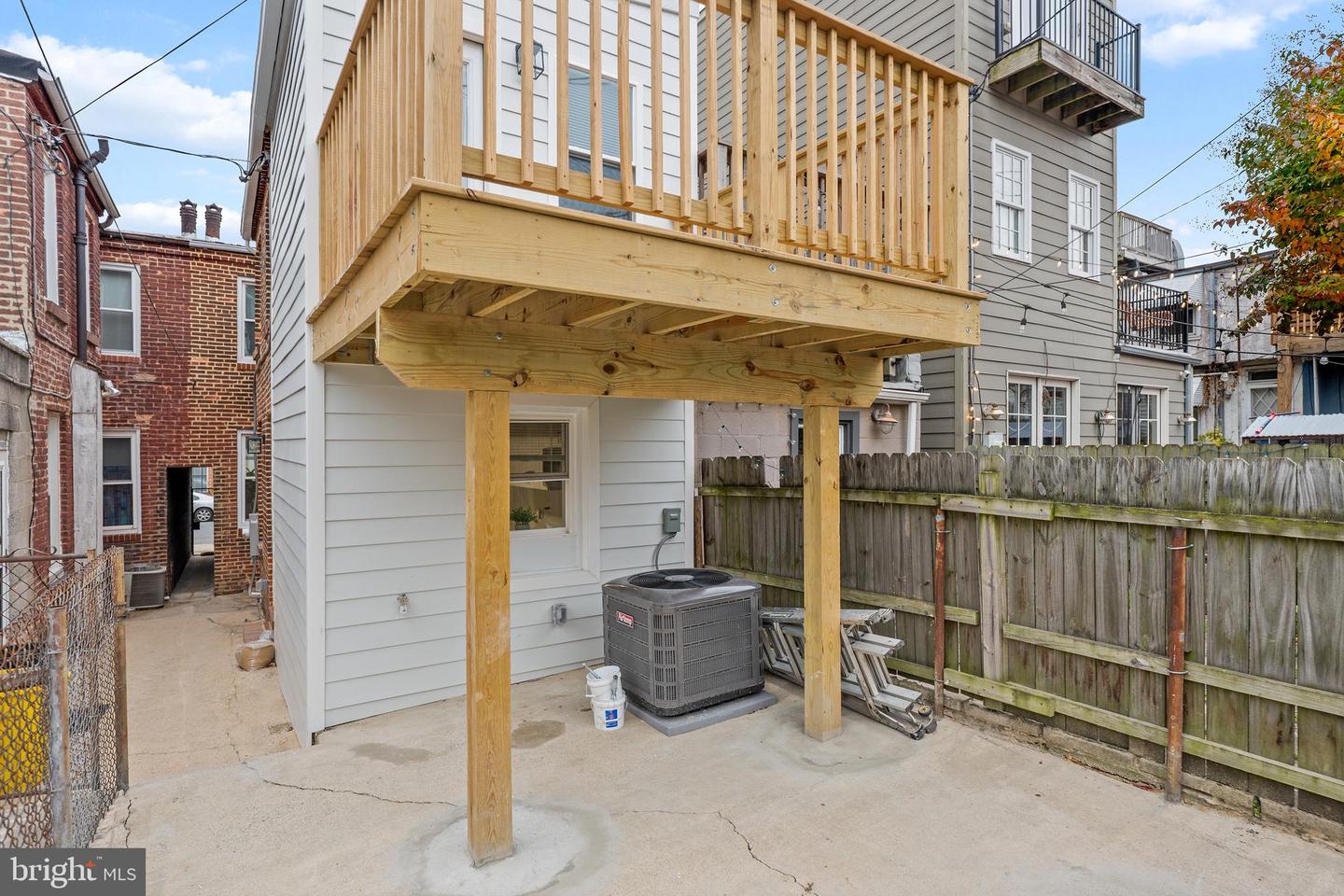 1358 Towson St Property Photo 54