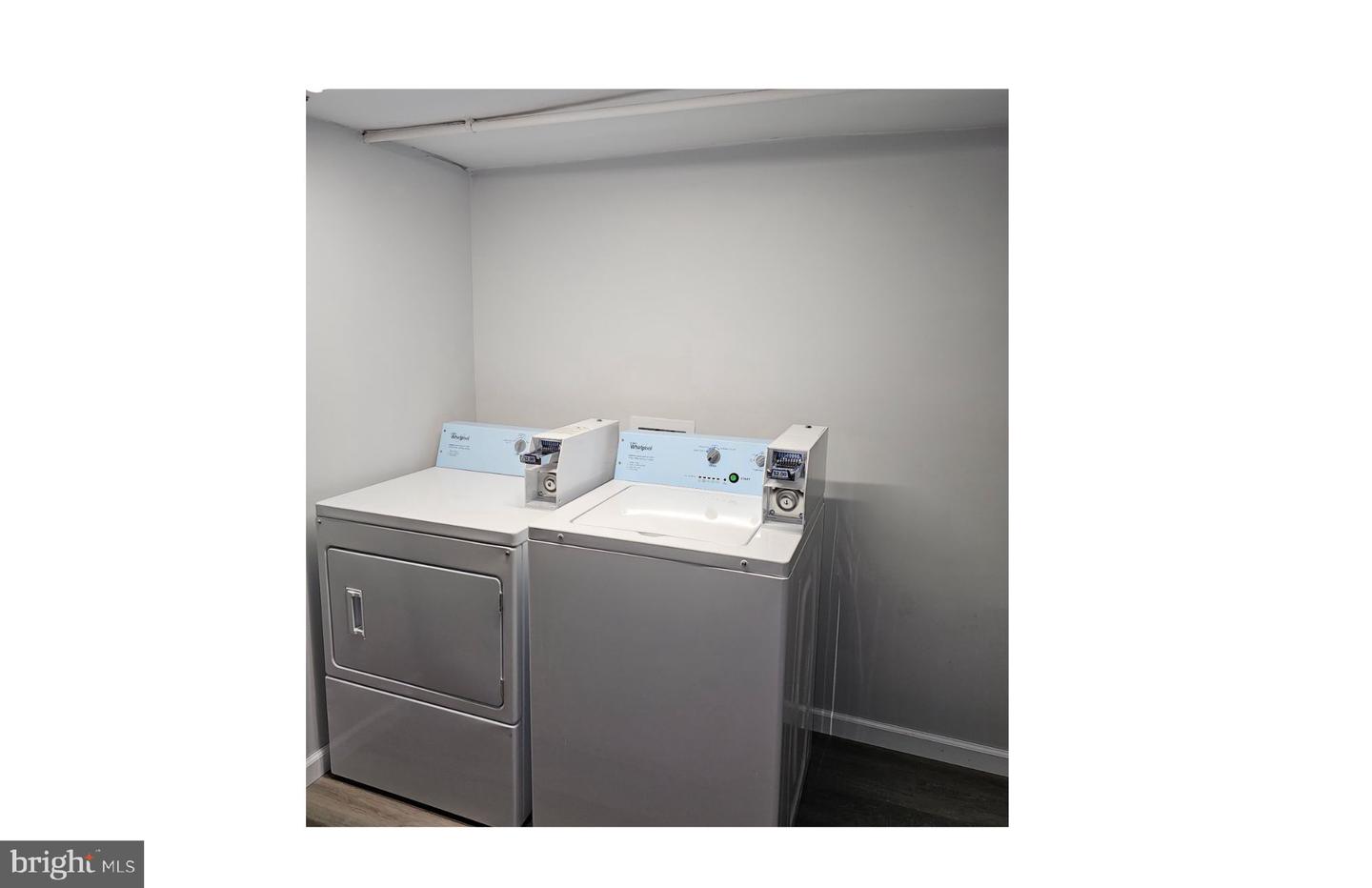 319 E 22nd St #unit 2 Property Photo 15
