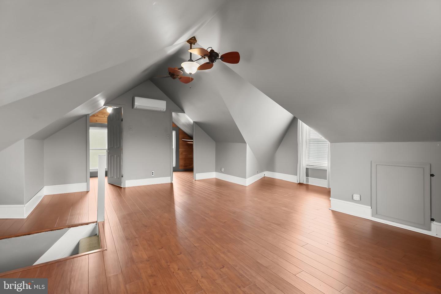 2708 Evergreen Ave Property Photo 36