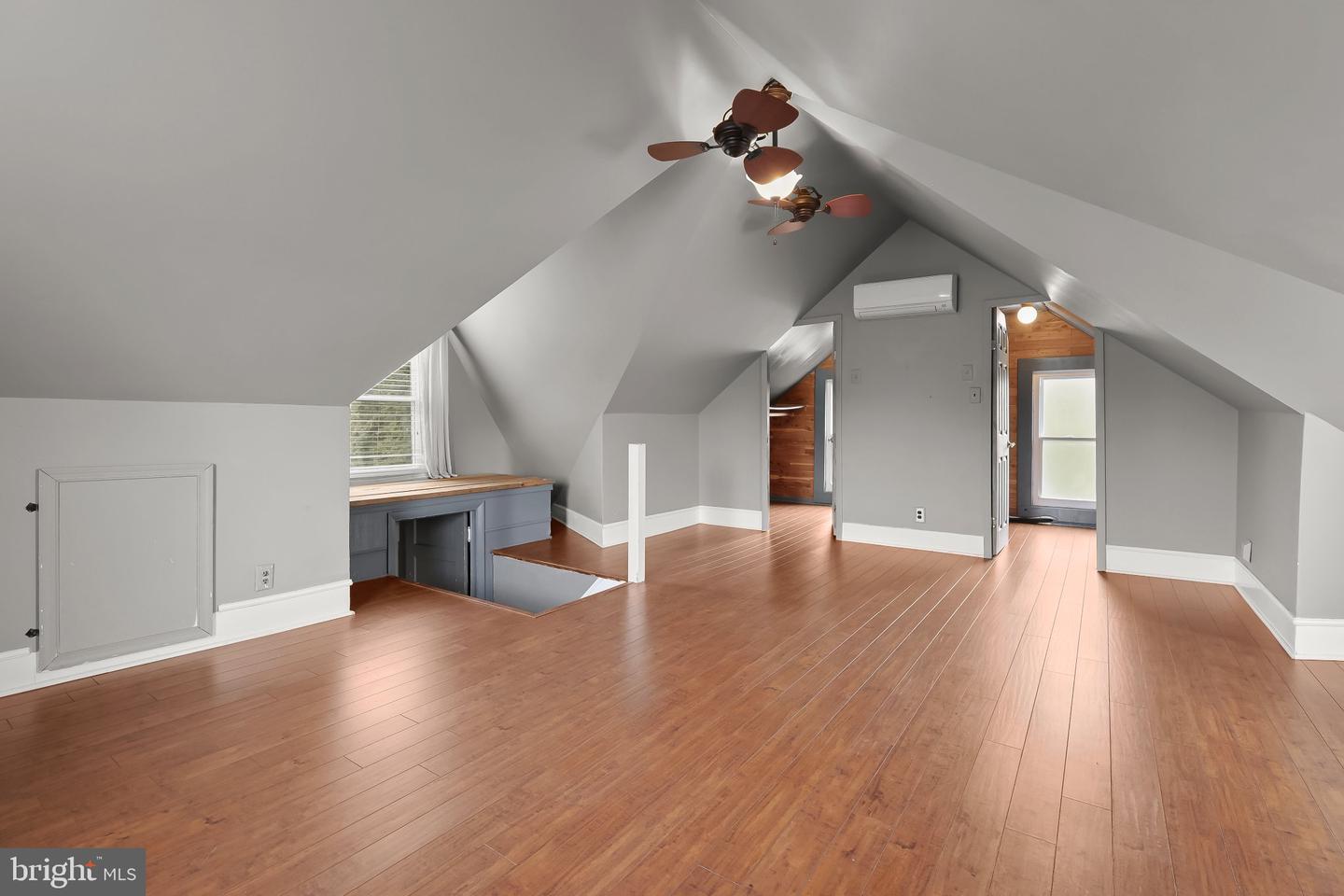 2708 Evergreen Ave Property Photo 37