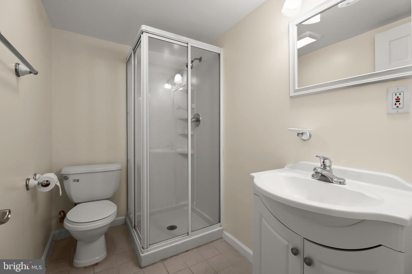 2708 Evergreen Ave Property Photo 41