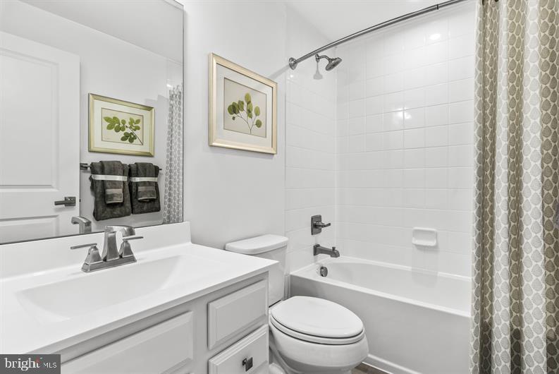 2257 Wenburn St Property Photo 27