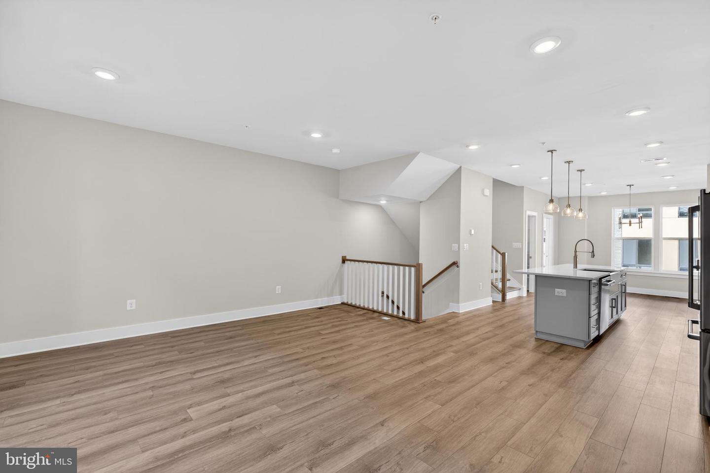 2507 Light St Property Photo 14