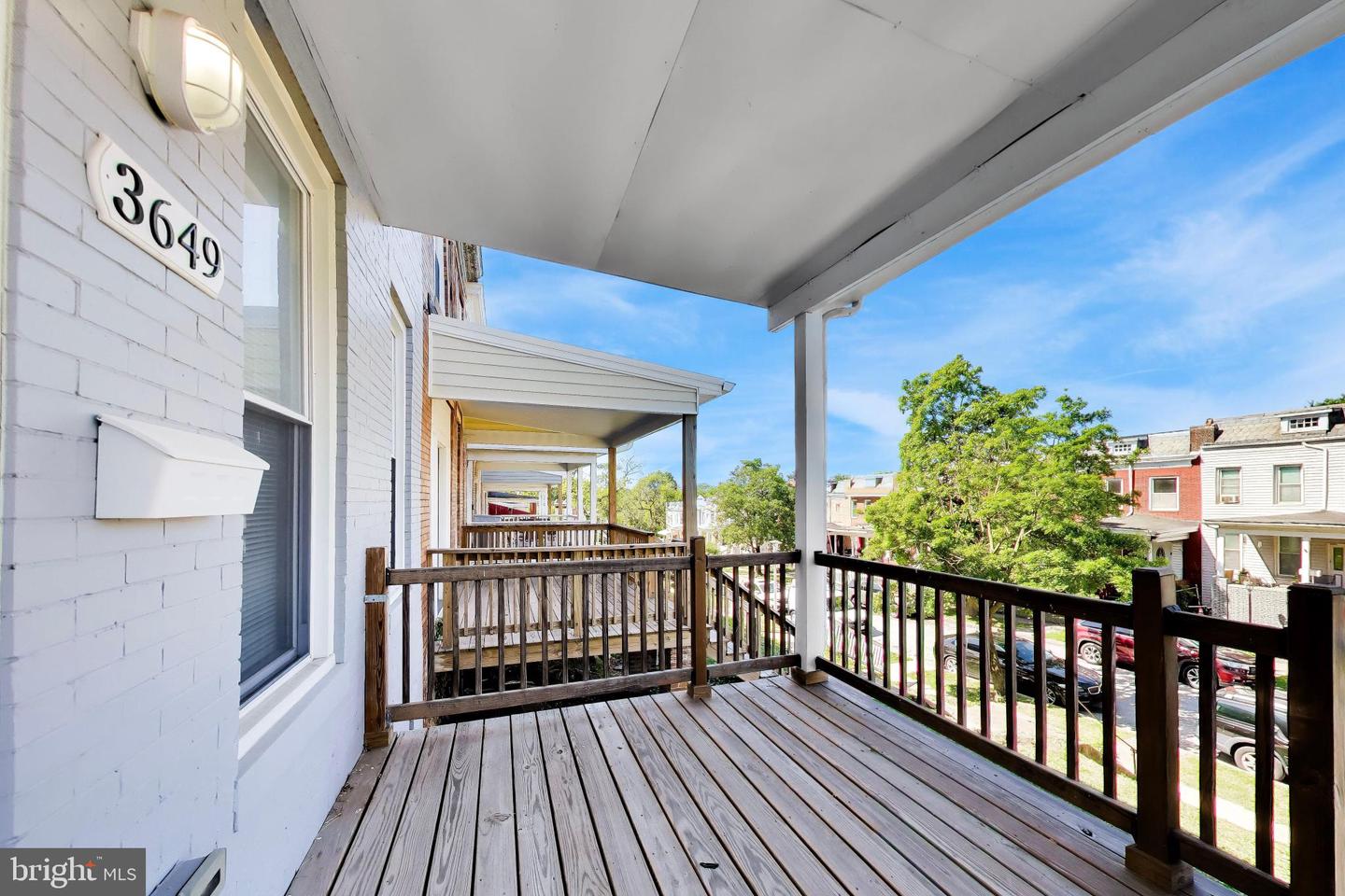 3649 Cottage Ave Property Photo 4