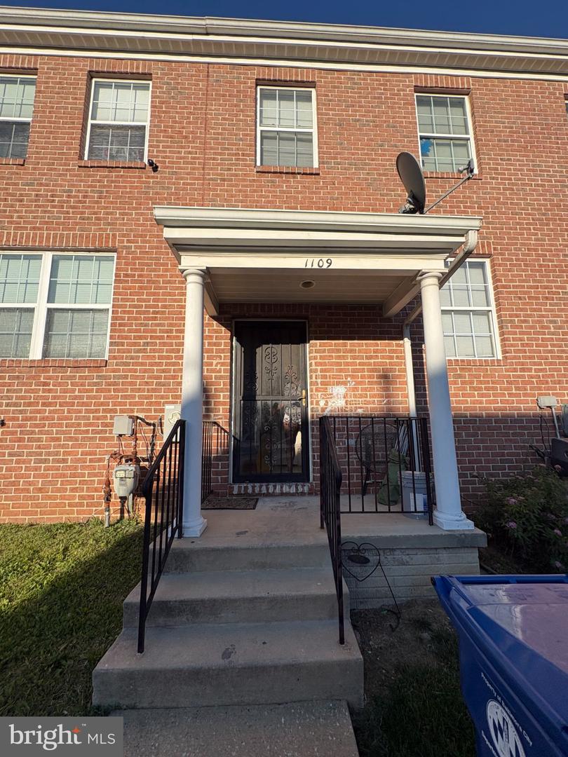 1109 N Stockton St Property Photo 1