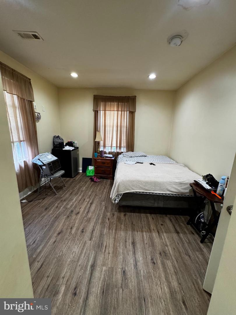 MDBA2218266 Property Photo 6