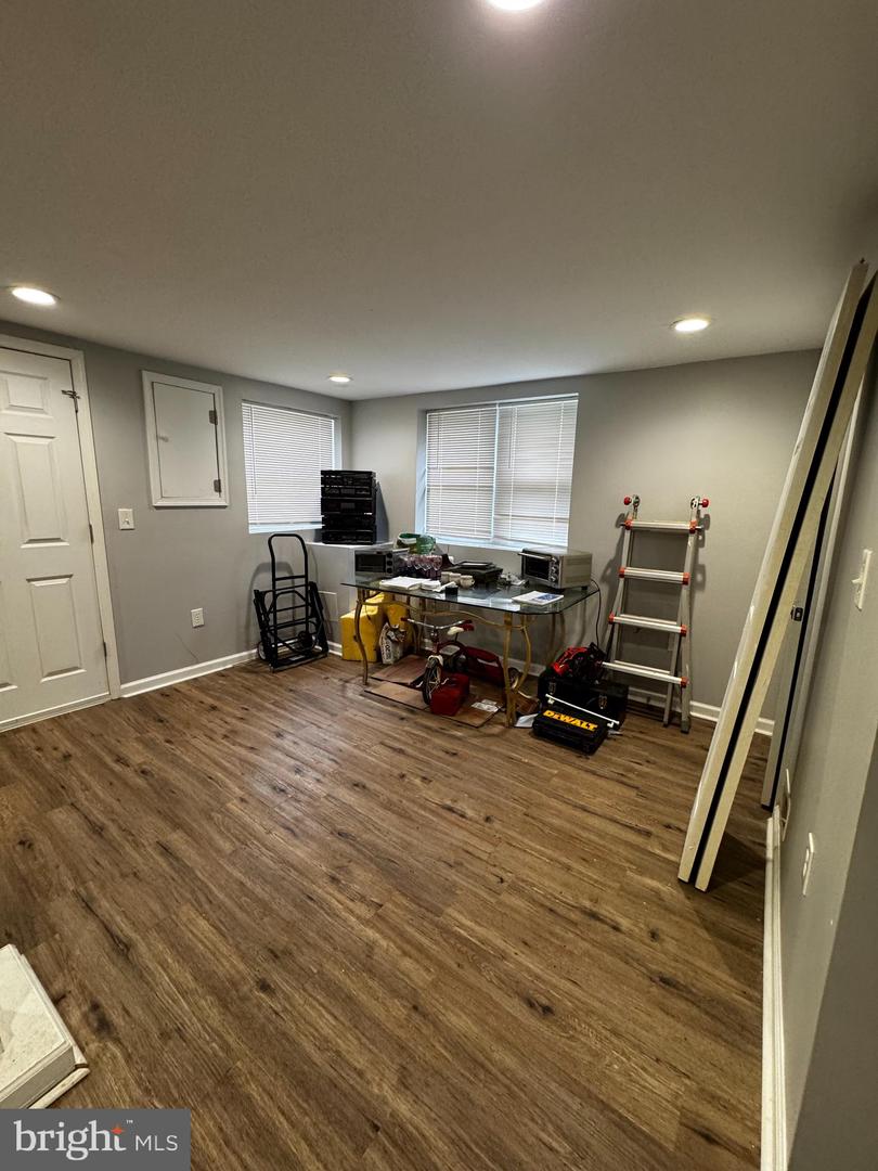 MDBA2218266 Property Photo 9