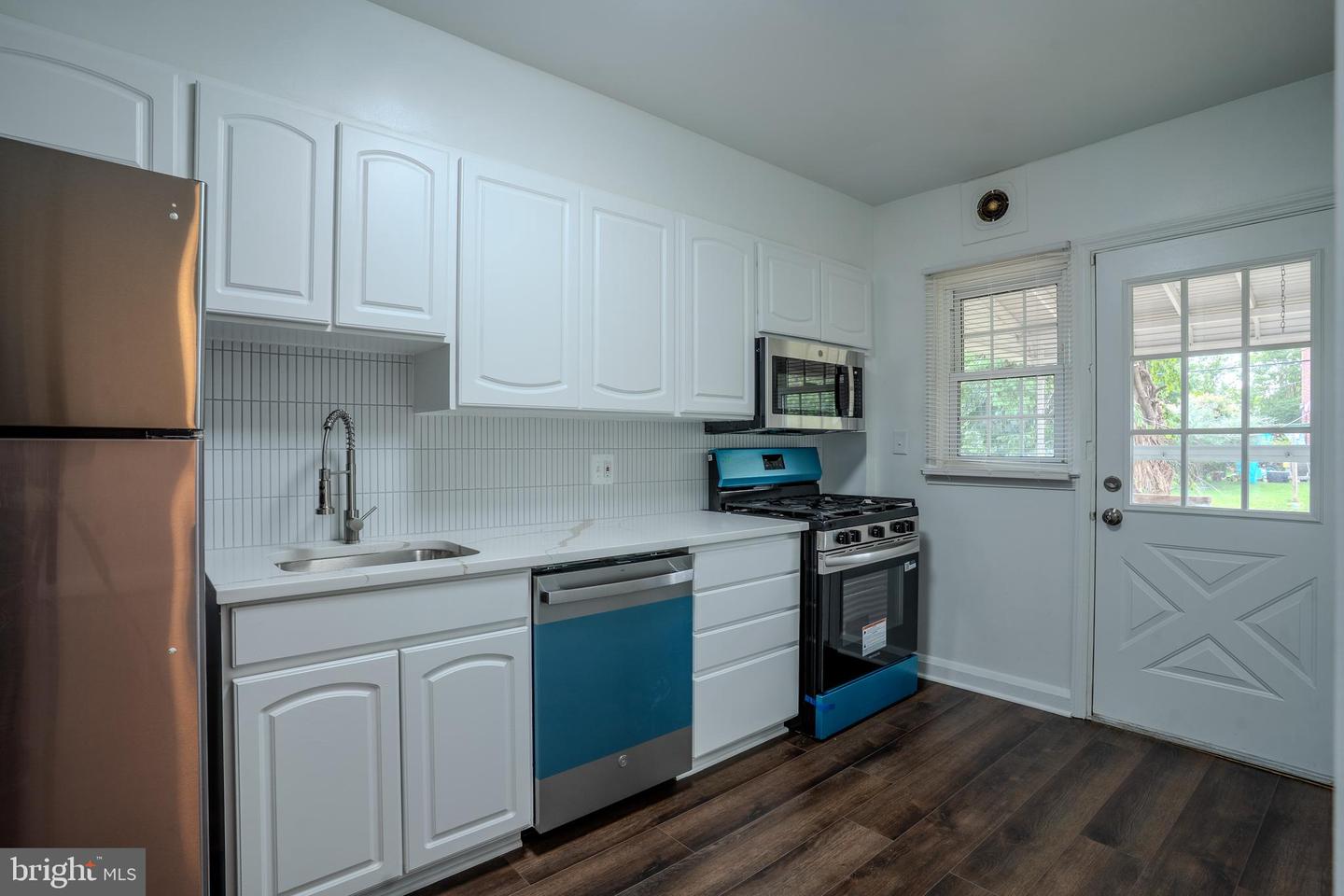 5810 Falkirk Rd Property Photo 9