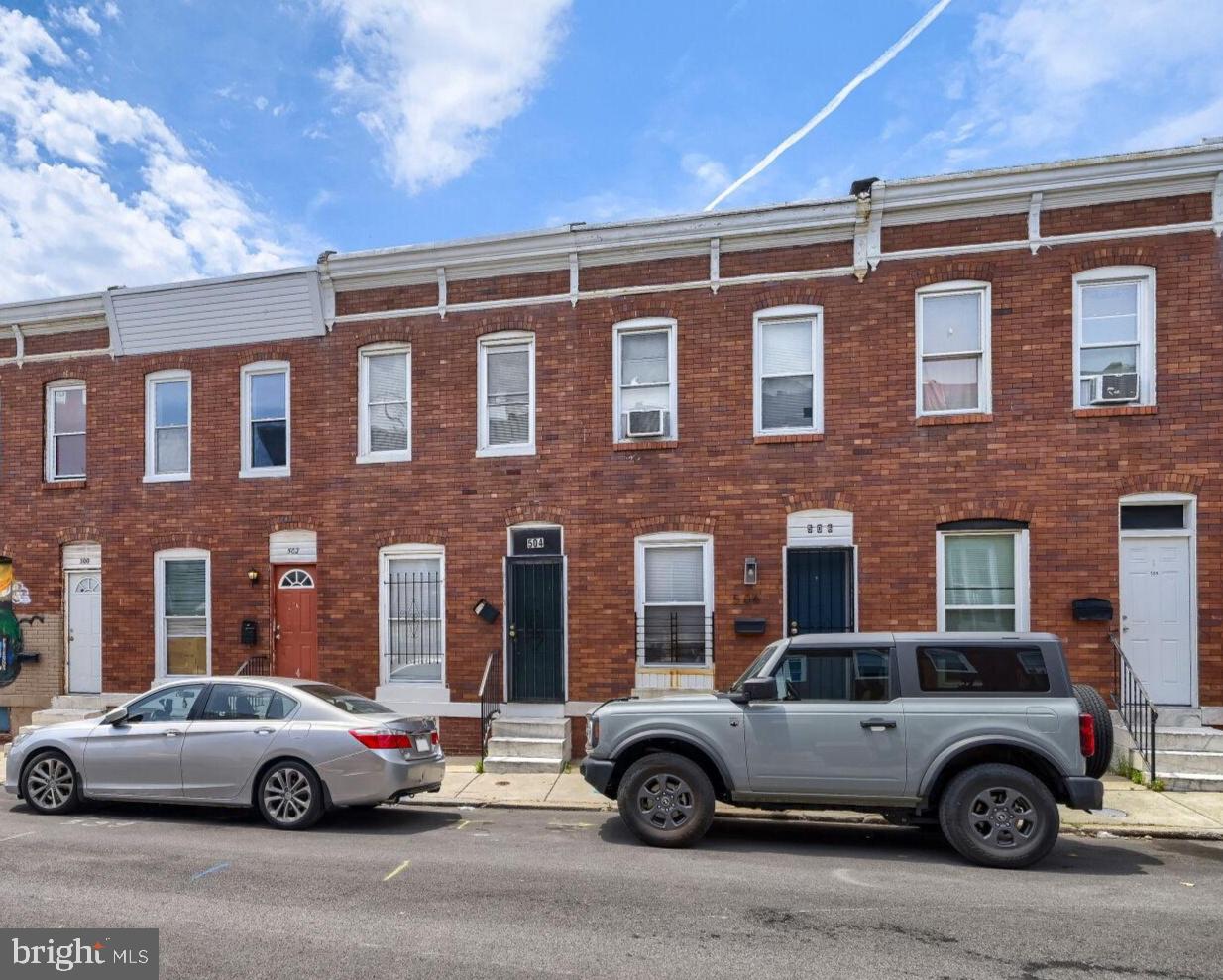 504 N Streeper St Property Photo 1