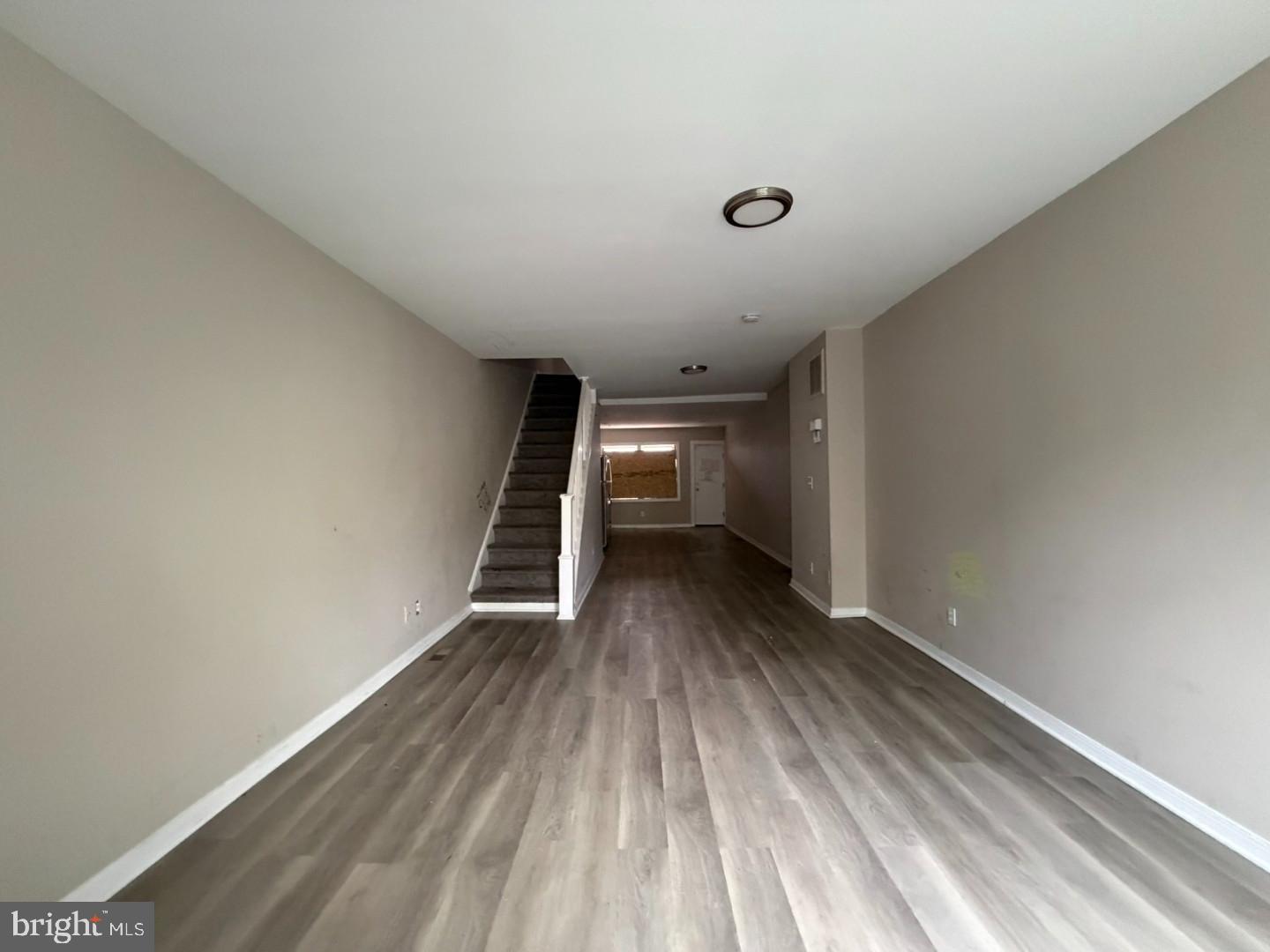 117 N Clinton St Property Photo 4