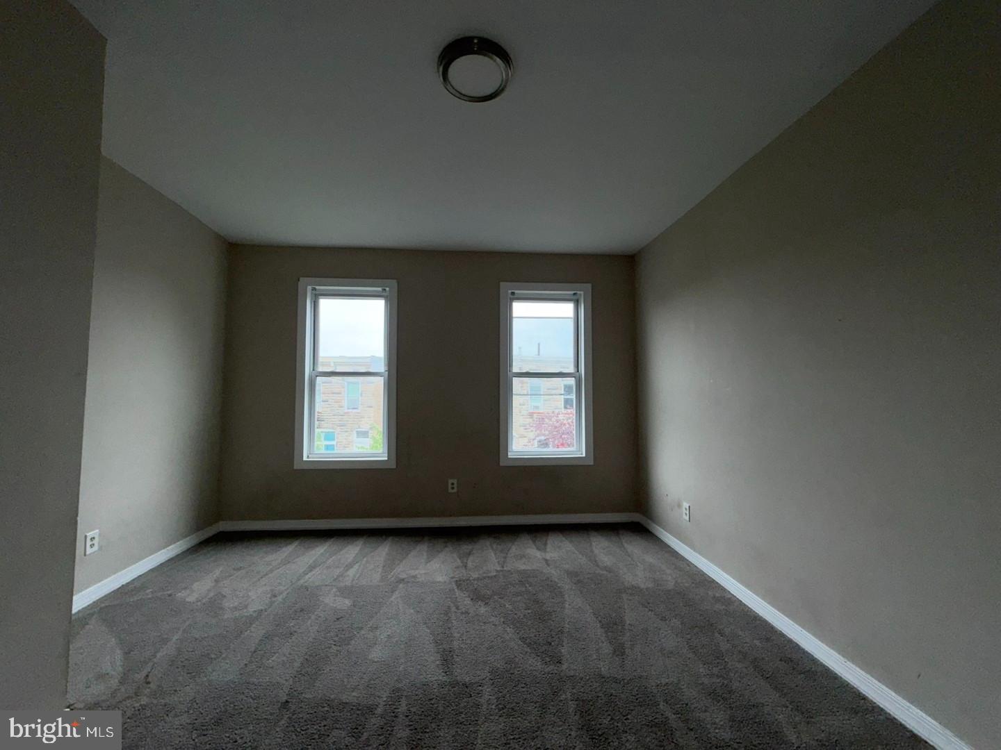 117 N Clinton St Property Photo 15