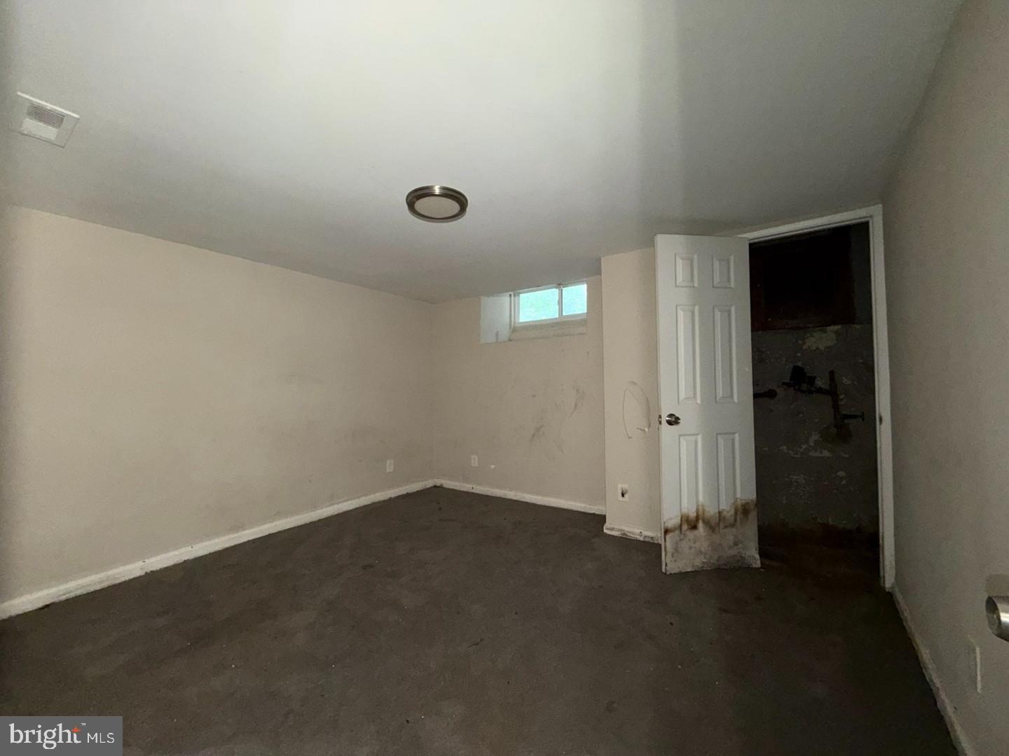 117 N Clinton St Property Photo 19