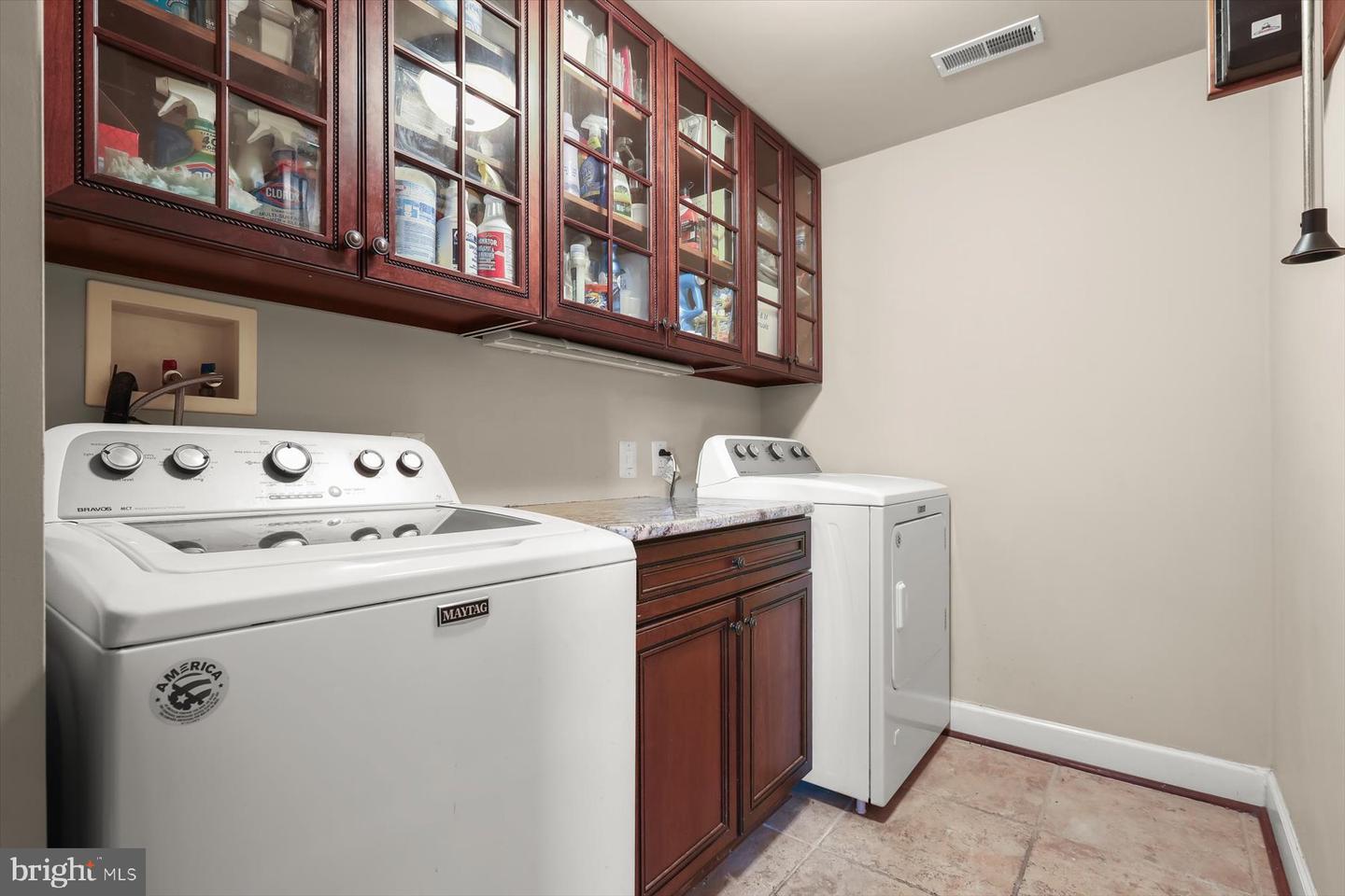 921 Valencia Ct #120 Property Photo 64