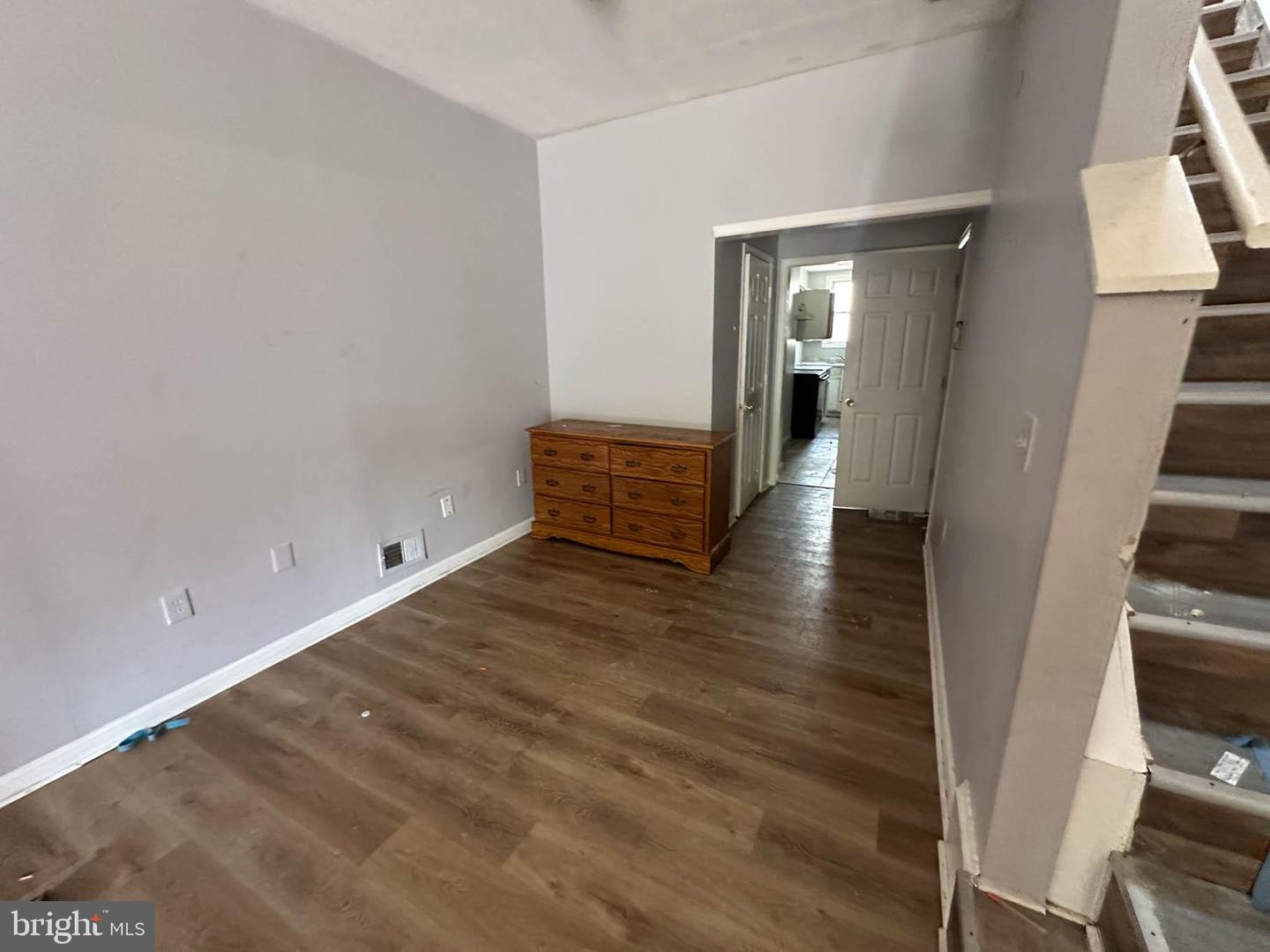 447 N Milton Ave Property Photo 3