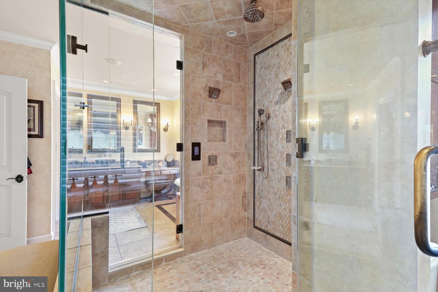 921 Valencia Ct #120 Property Photo 47