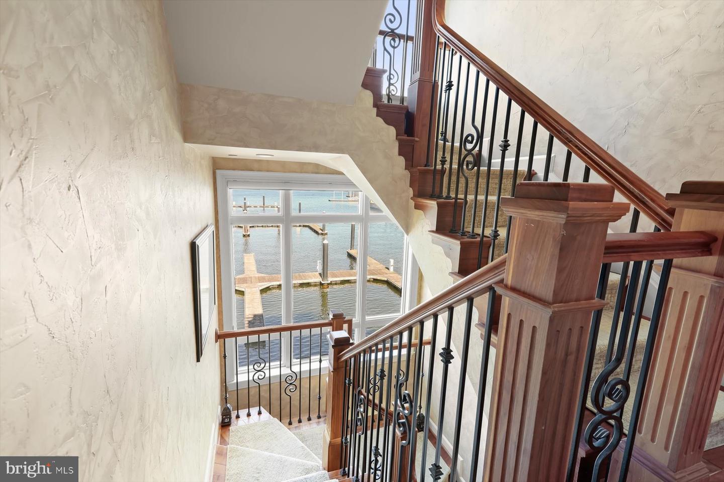 921 Valencia Ct #120 Property Photo 50
