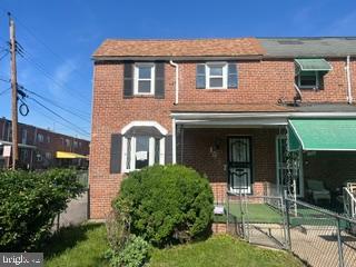 1517 N Decker Ave Property Photo 1