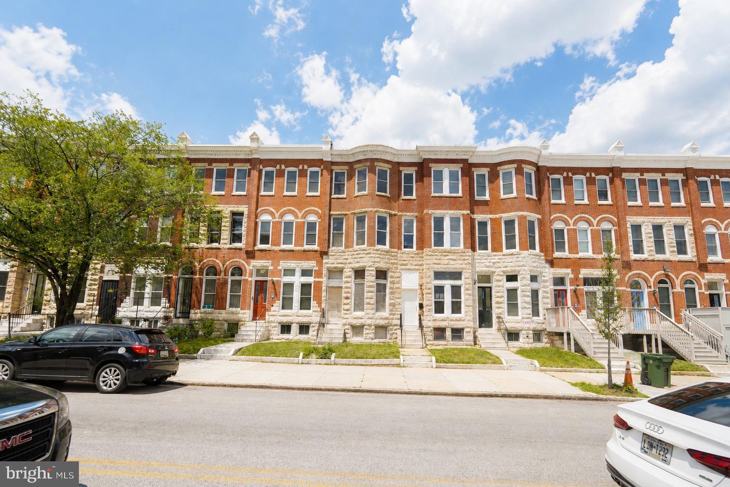1922 W BALTIMORE ST Property Photo 1
