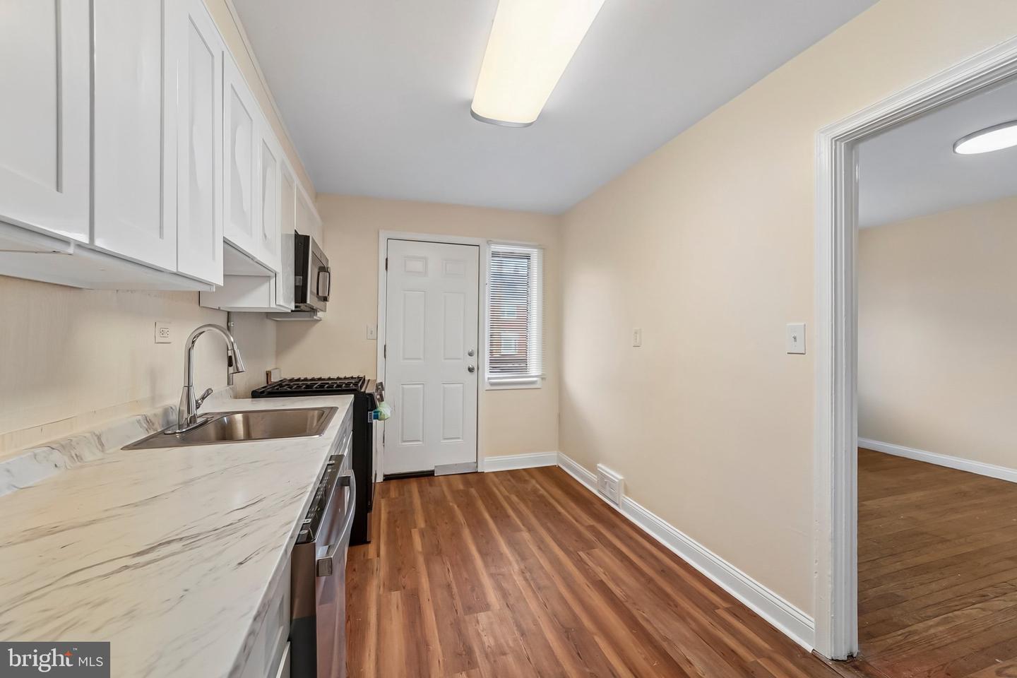 1930 Northbourne Rd Property Photo 6
