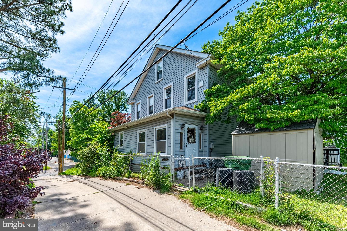 1302 Cox St Property Photo 2
