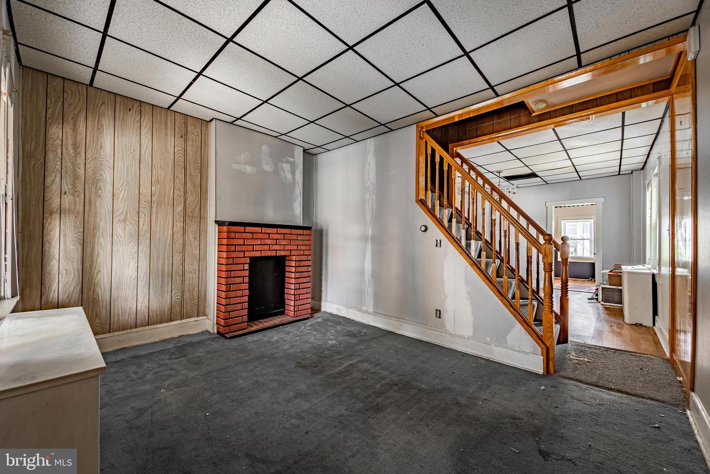 1302 Cox St Property Photo 3