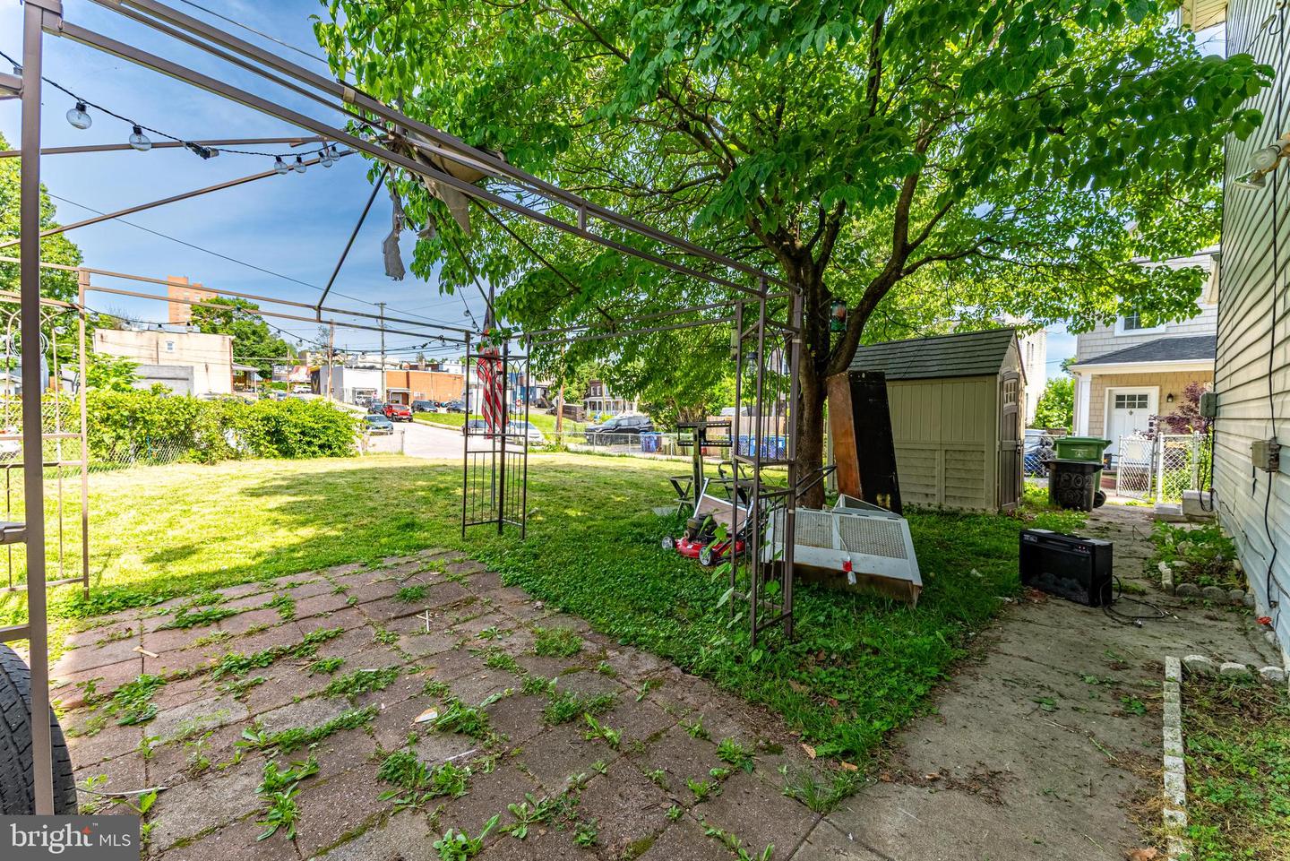 1302 Cox St Property Photo 24