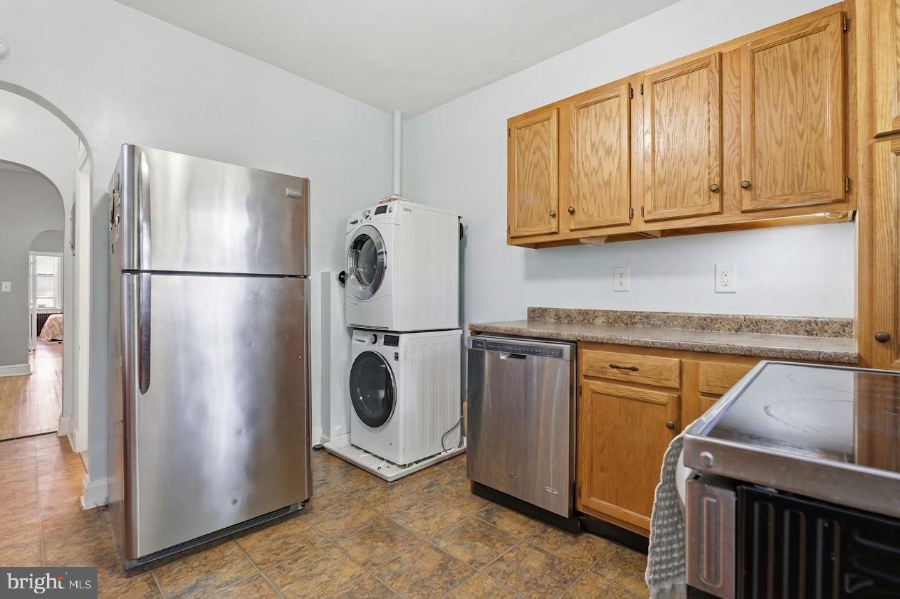 1412 Light St #2 Property Photo 5