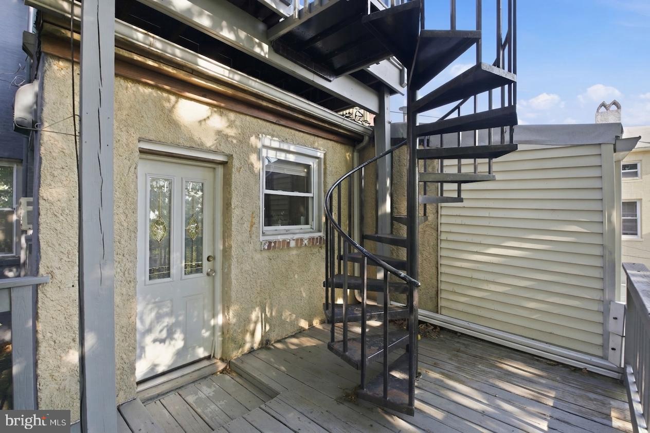 1412 Light St #2 Property Photo 18