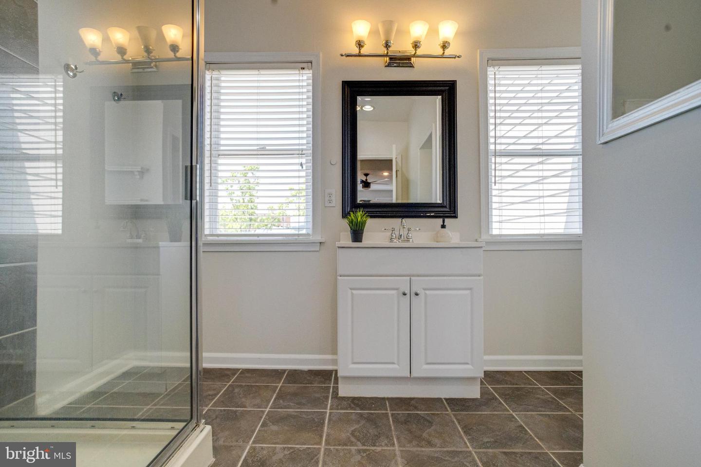 305 S Collington Ave Property Photo 44