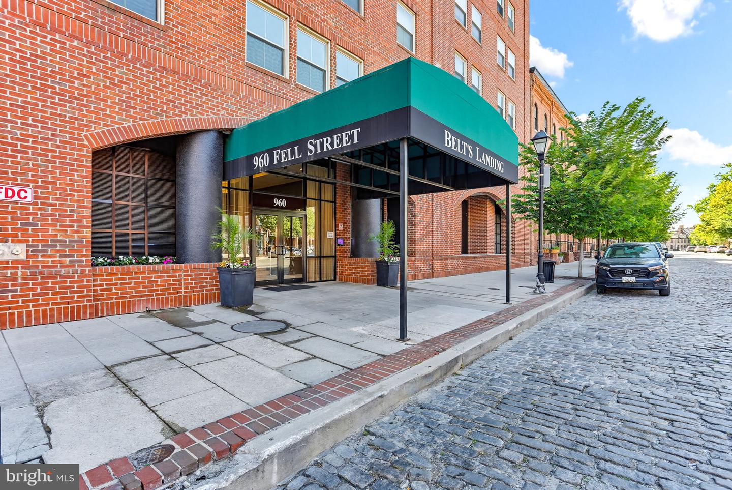 960 FELL ST #202