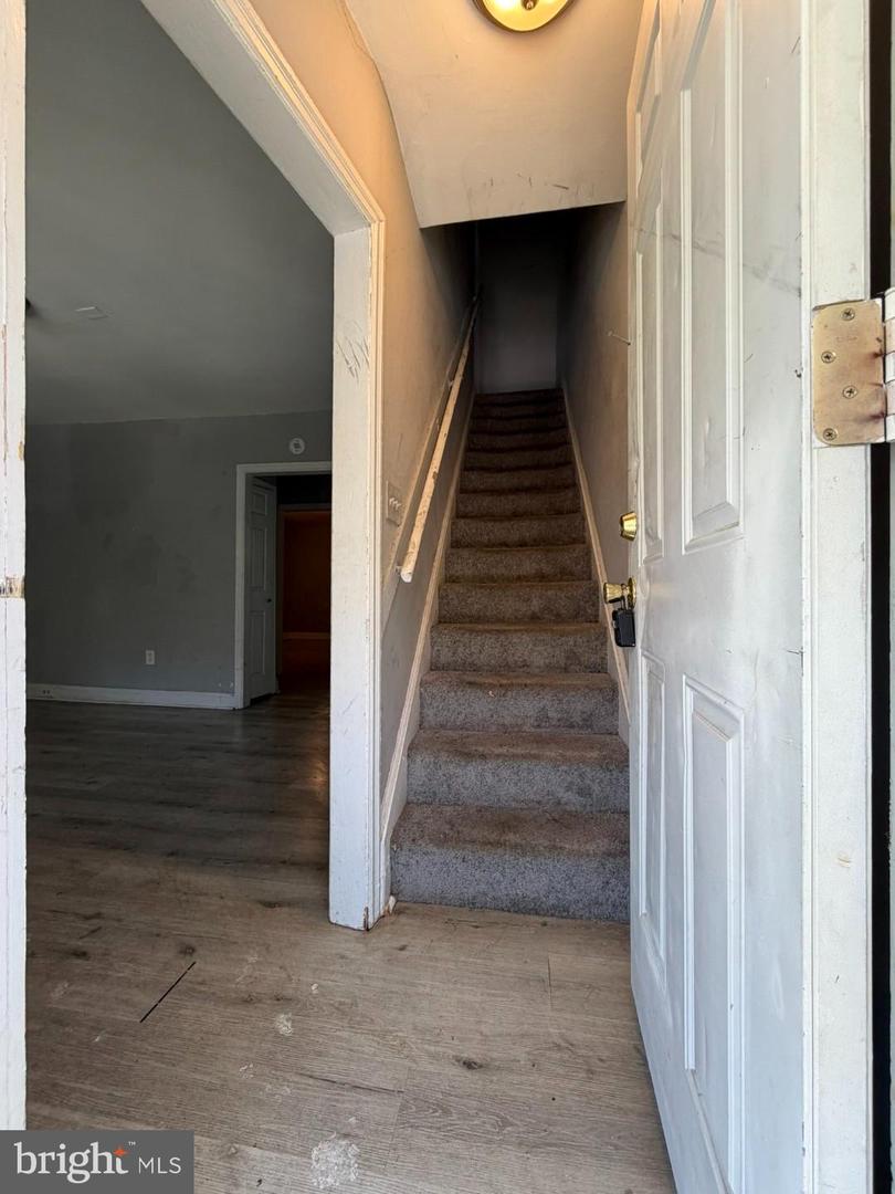 512 Sheridan Ave Property Photo 2