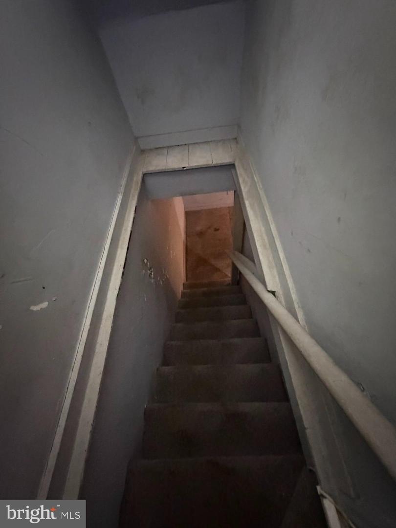 512 Sheridan Ave Property Photo 31