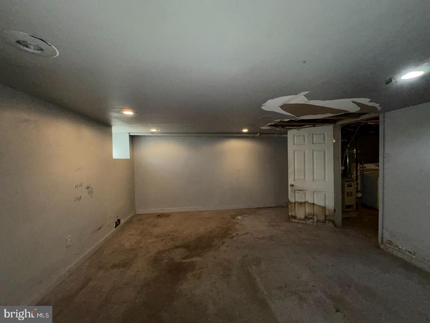 512 Sheridan Ave Property Photo 32