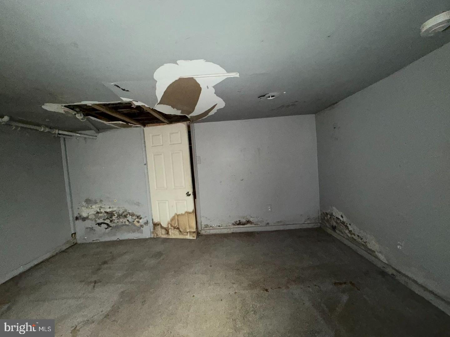 512 Sheridan Ave Property Photo 37