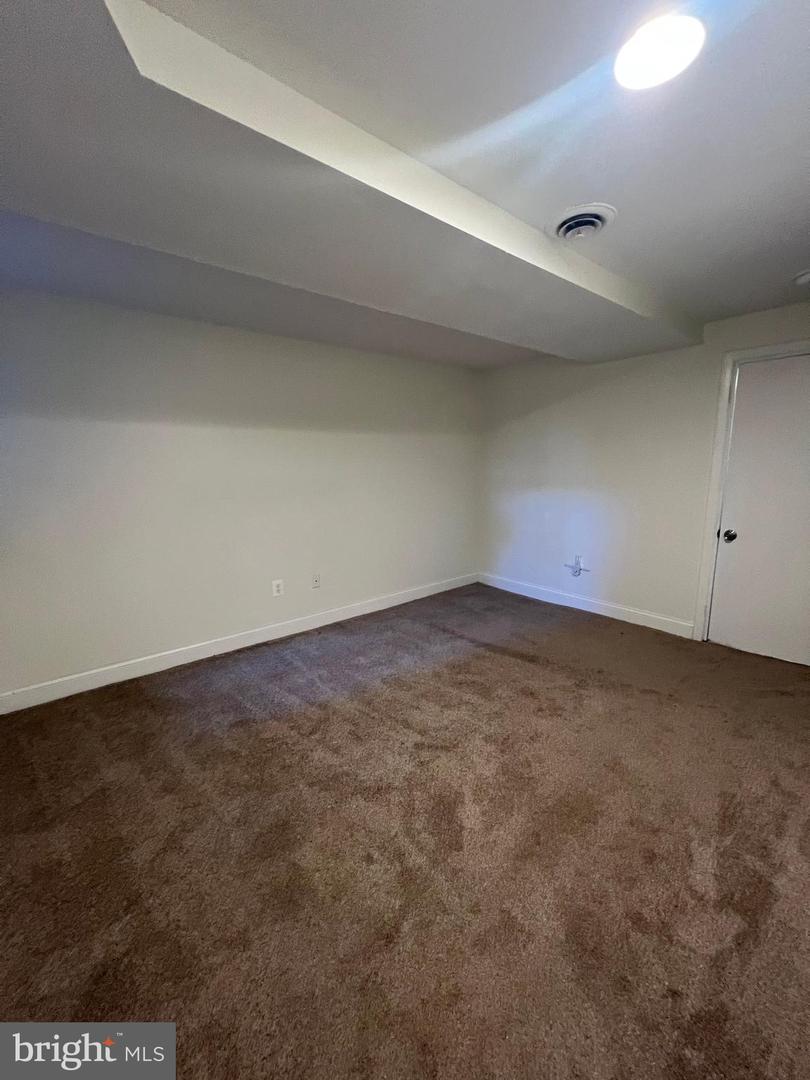 2333 Eutaw Pl #basement Property Photo 7
