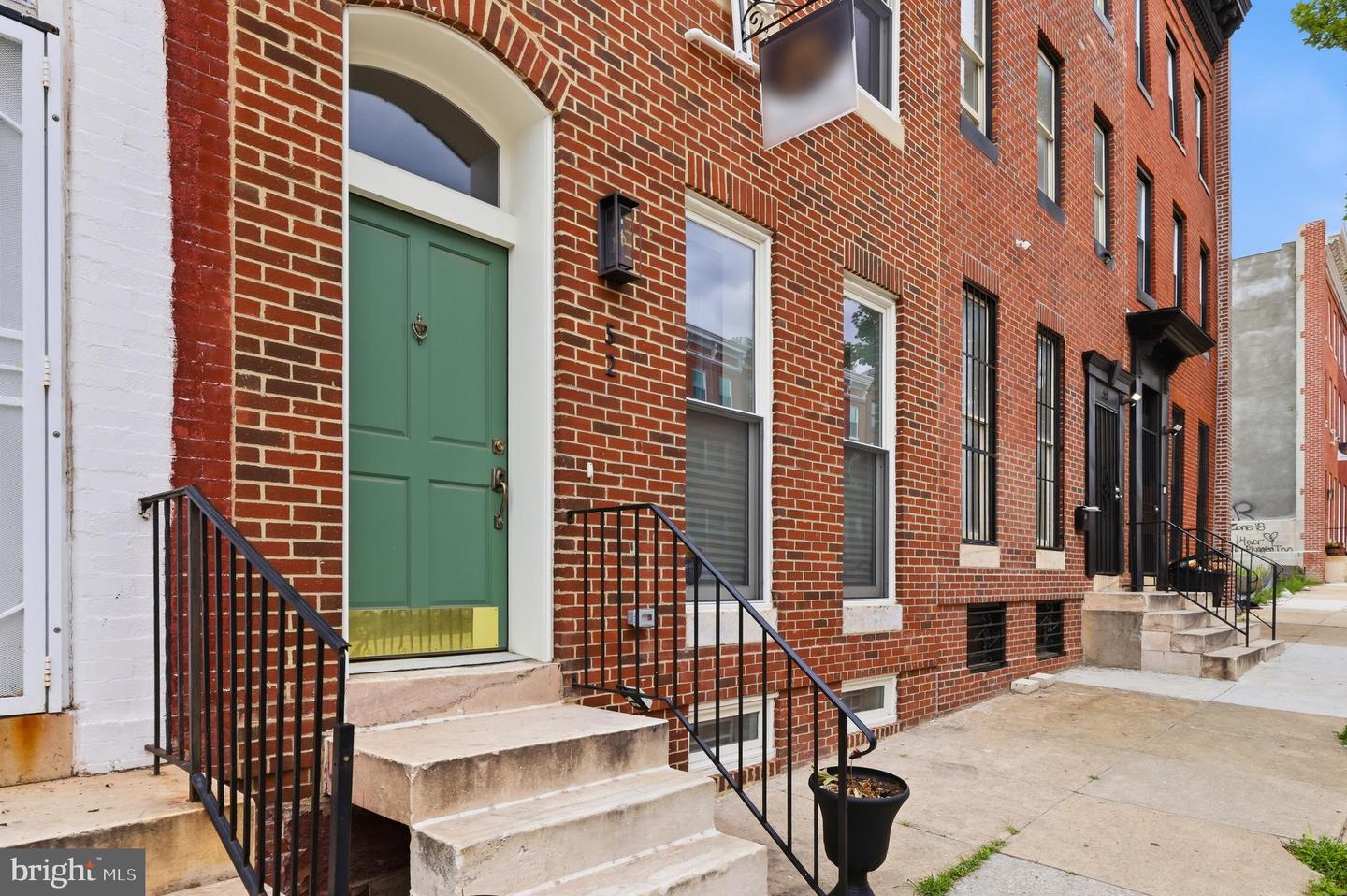 52 S Fulton Ave Property Photo 2