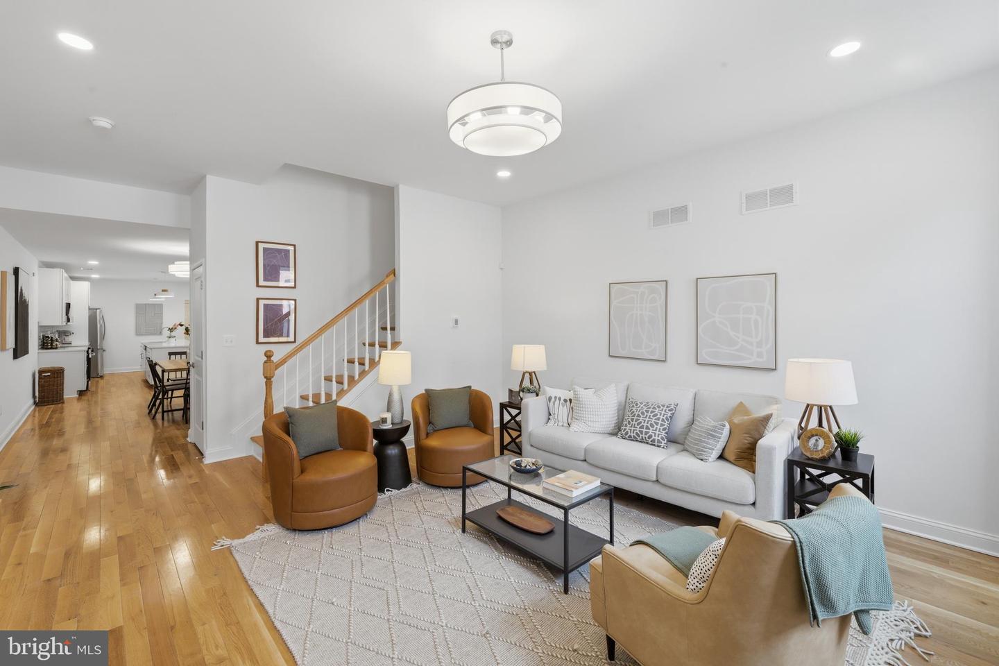 52 S Fulton Ave Property Photo 4
