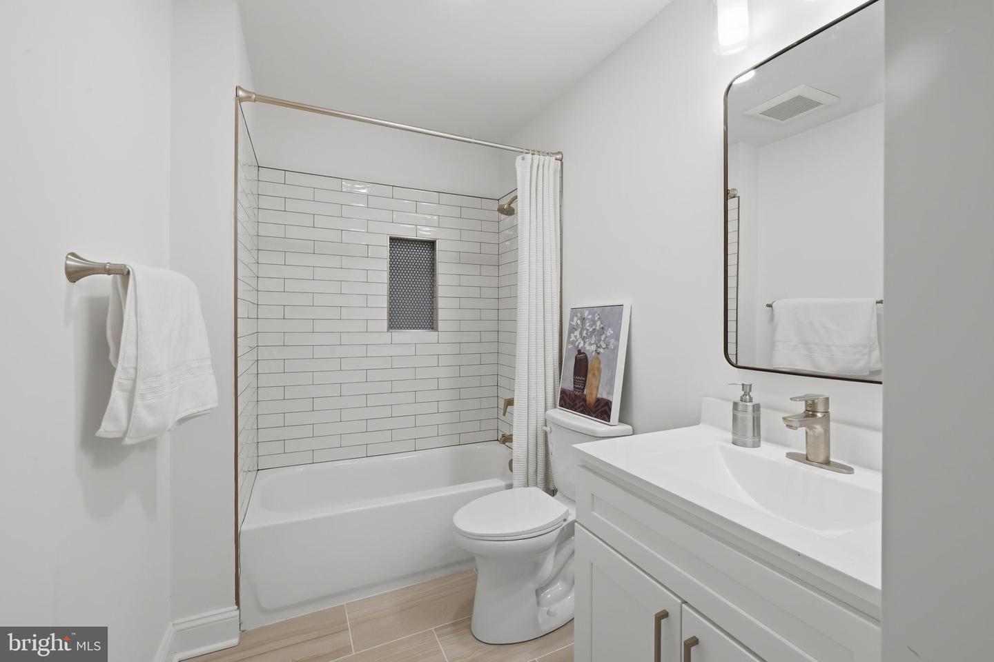 52 S Fulton Ave Property Photo 20