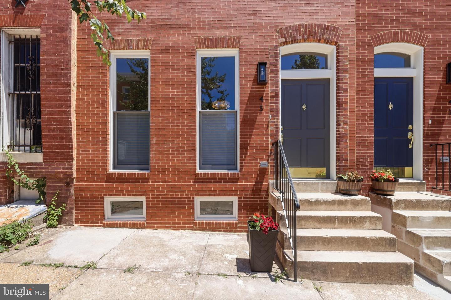 45 S Fulton Ave Property Photo 3